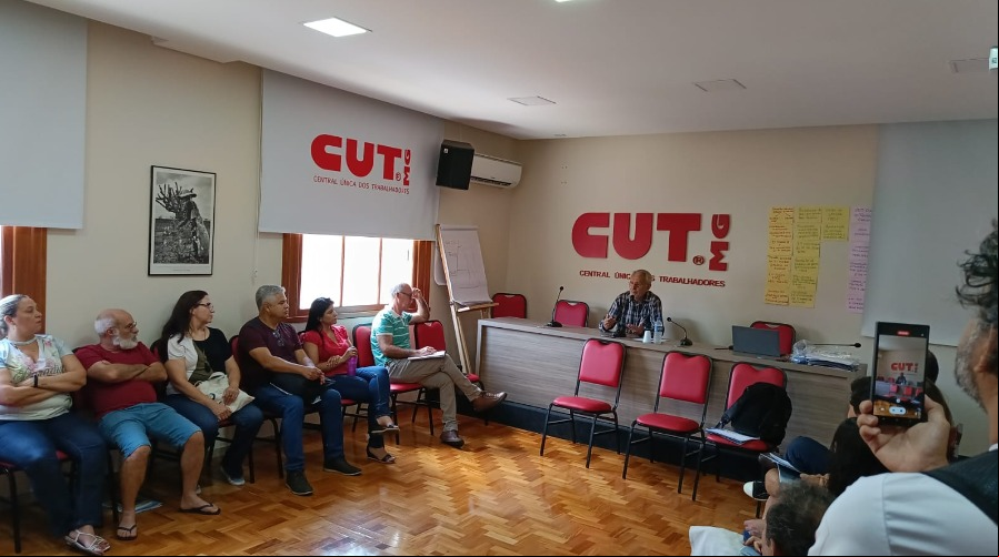 Texto descritivo da imagem aqui
