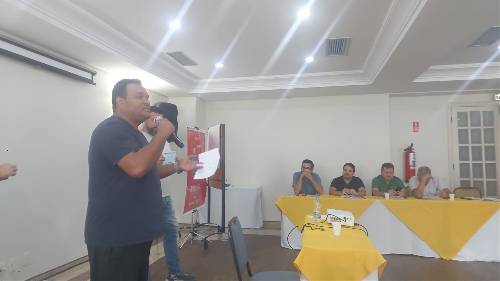 Texto descritivo da imagem aqui